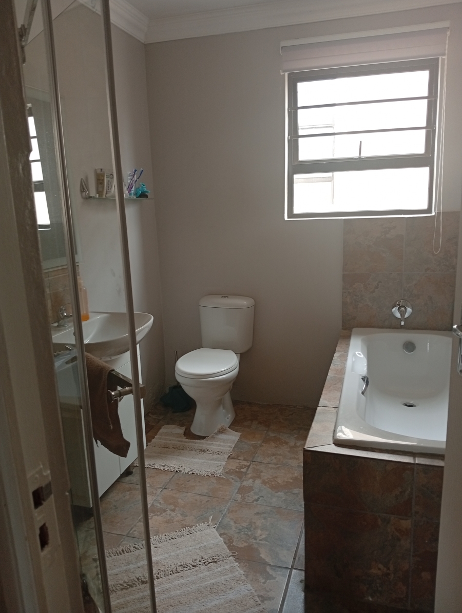 2 Bedroom Property for Sale in Vanes Estate Eastern Cape